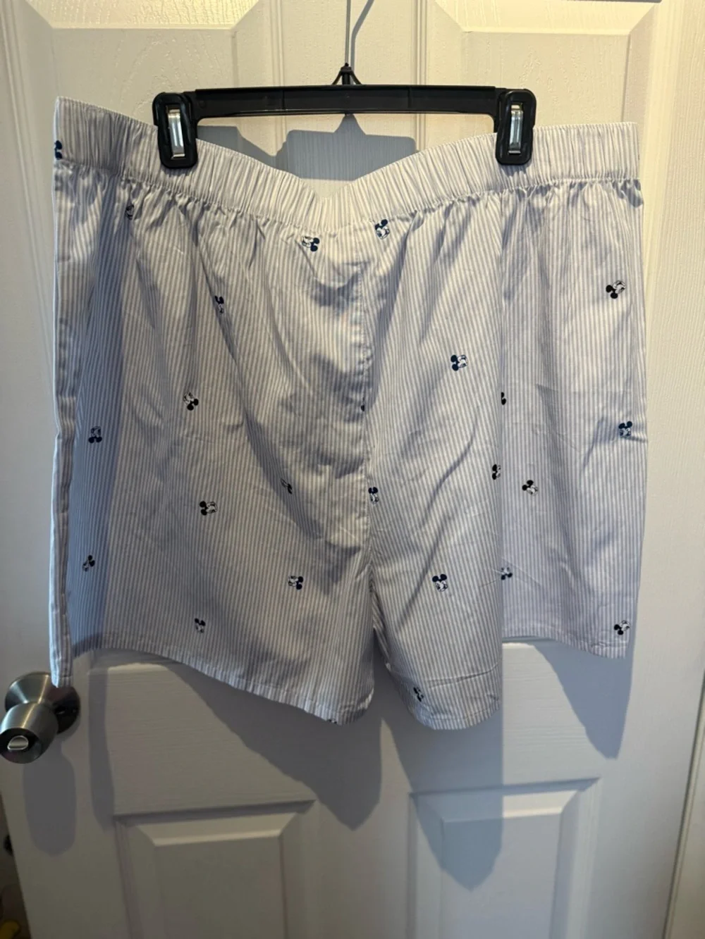 NEW Disney Mickey and Friends Mens 2XL Lounge Shorts Lucky Brand